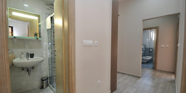 Apartament-Oliva-2-2sp-Dobrota-01